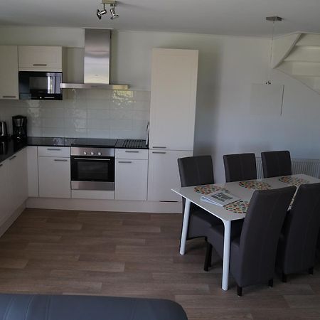 Vakantiehuizen Hofstede Elzenoord フラウヴェンポルデル 部屋 写真